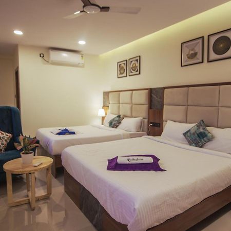 Radhe Suites Хайдарабад Экстерьер фото