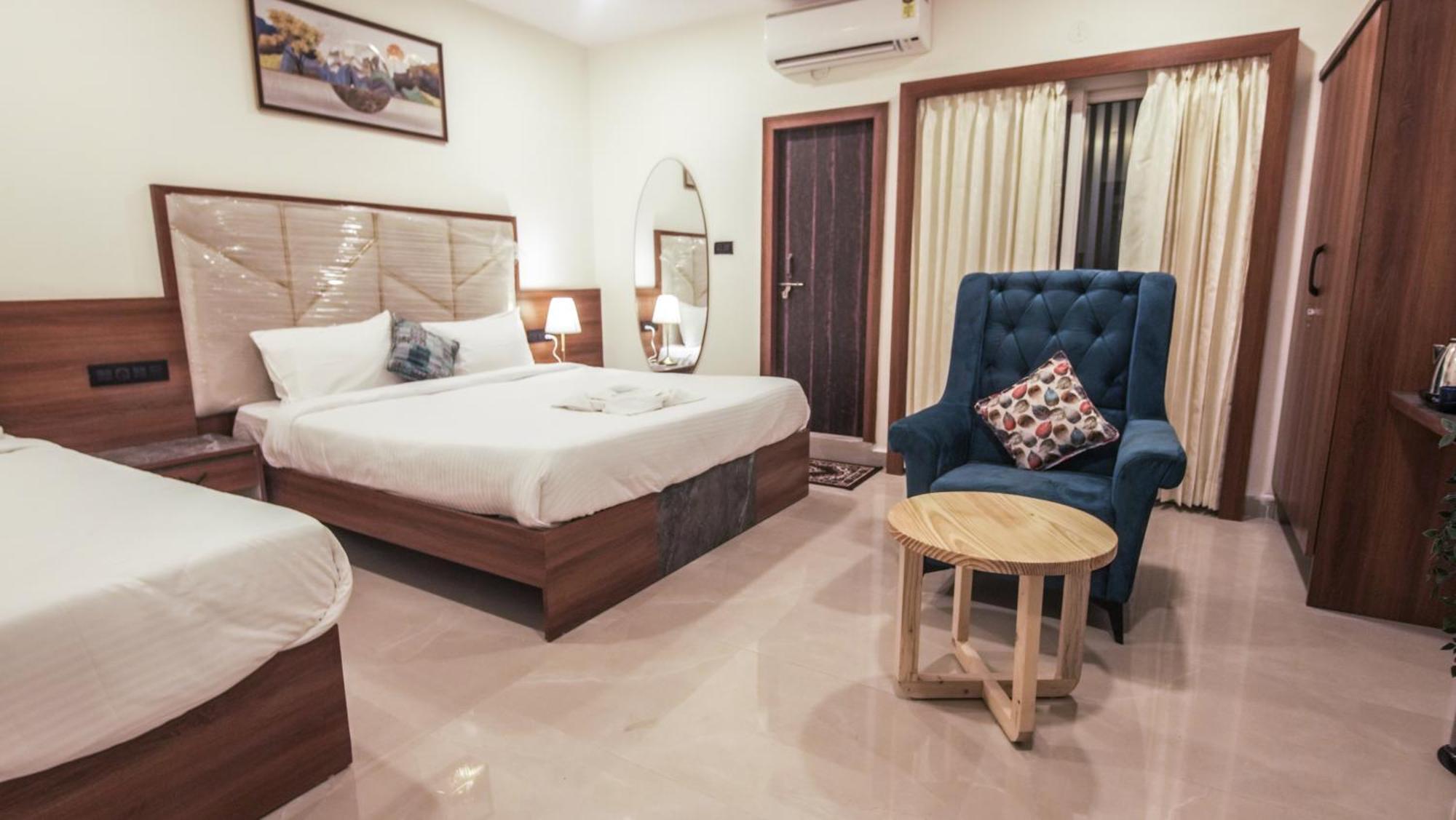 Radhe Suites Хайдарабад Экстерьер фото